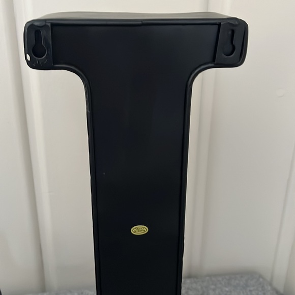 Black Metal L Wine Cork decor - Picture 4 of 5